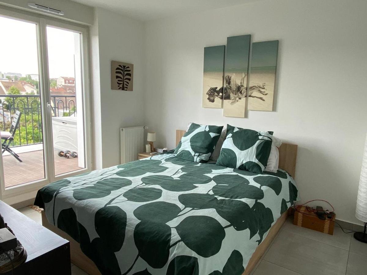 35M2 Neuf, Plein Sud, Dernier Etage Avec Terrasse Apartment Noisy-le-Grand Exterior photo